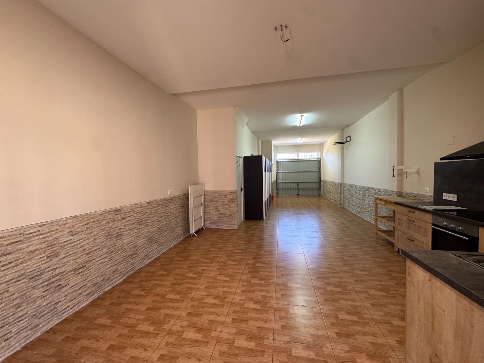 3 soveværelse Semi-Rækkehus til salg i Vilamarxant / Villamarchante med swimmingpool garage - € 298.000 (Ref: 9659421)