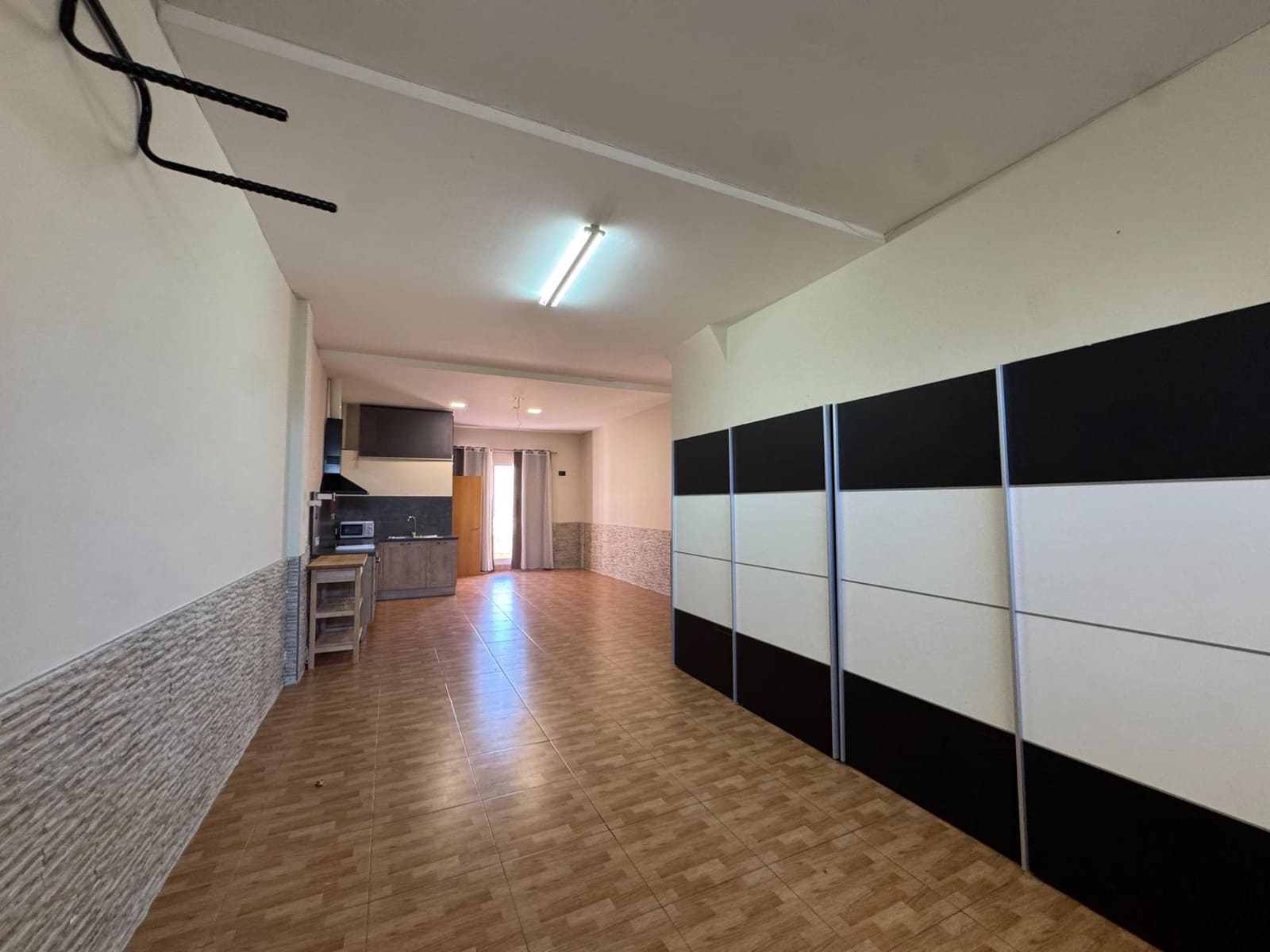 3 soveværelse Semi-Rækkehus til salg i Vilamarxant / Villamarchante med swimmingpool garage - € 298.000 (Ref: 9659421)