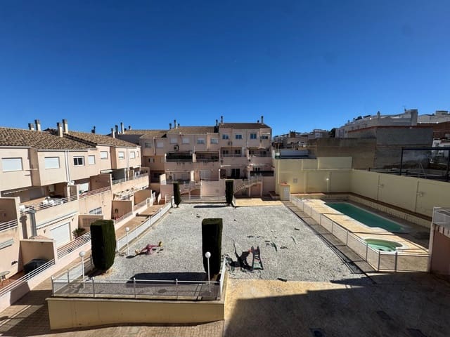 3 soveværelse Semi-Rækkehus til salg i Vilamarxant / Villamarchante med swimmingpool garage - € 298.000 (Ref: 9659421)