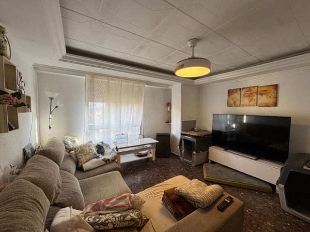 3 chambre Villa/Maison à vendre à Llíria avec piscine garage - 189 900 € (Ref: 9659422)