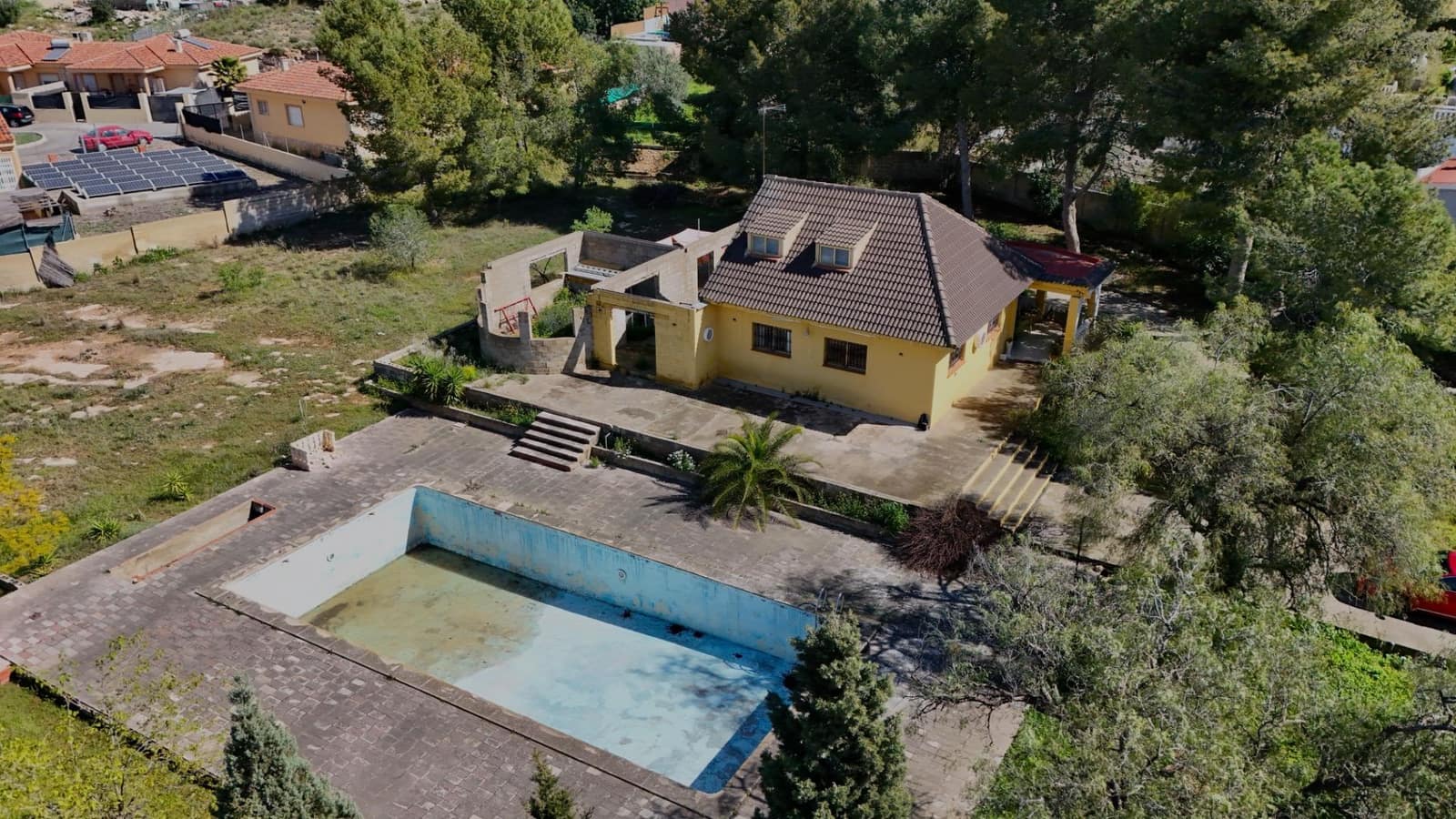 5 bedroom Villa for sale in Lliria with pool - € 285,000 (Ref: 9677461)