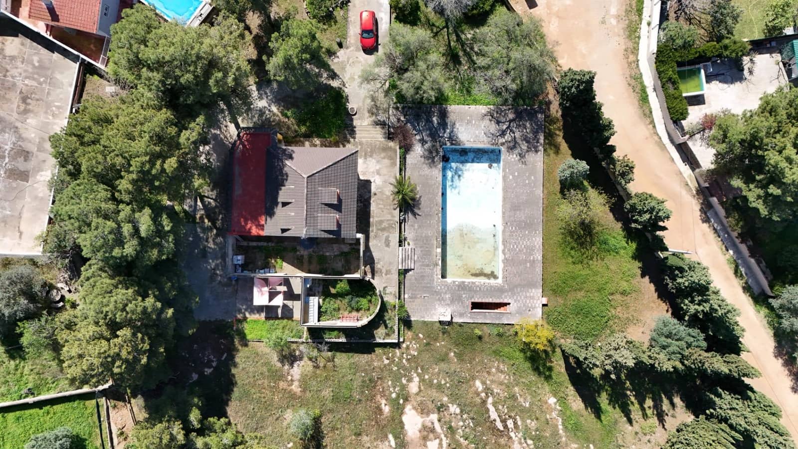 5 bedroom Villa for sale in Lliria with pool - € 285,000 (Ref: 9677461)
