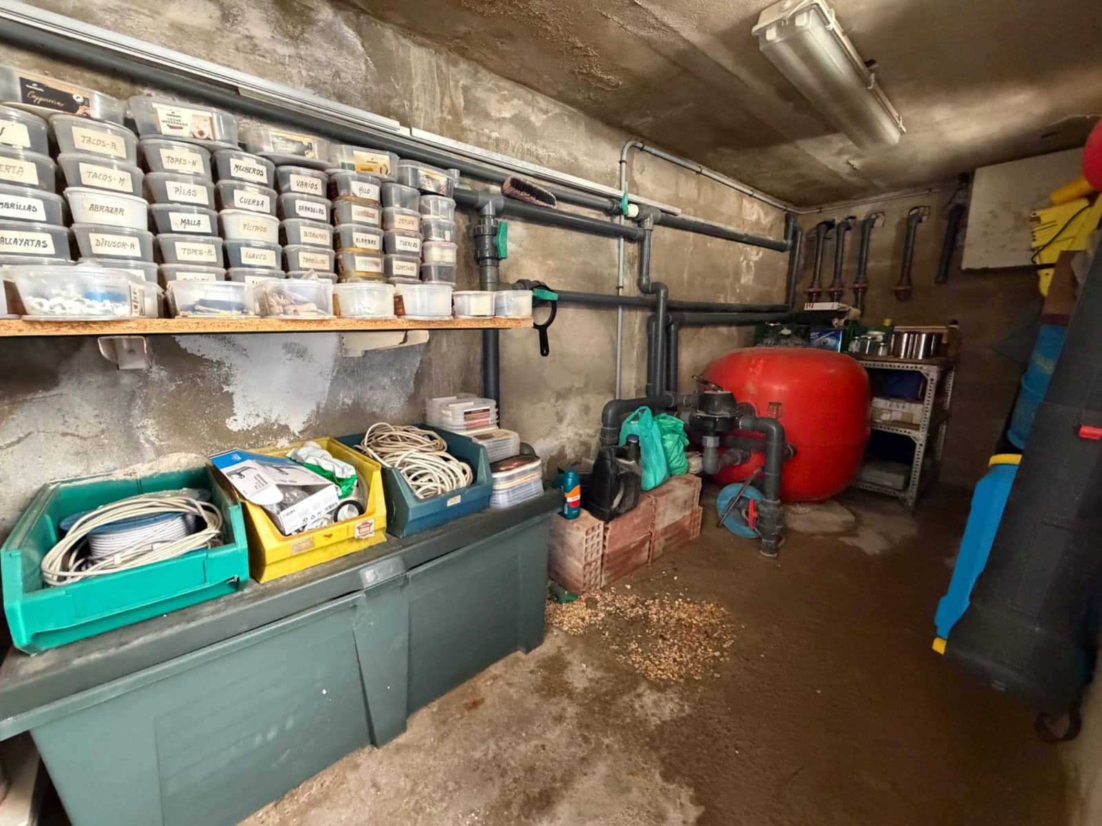 5 bedroom Villa for sale in Lliria with pool - € 285,000 (Ref: 9677461)