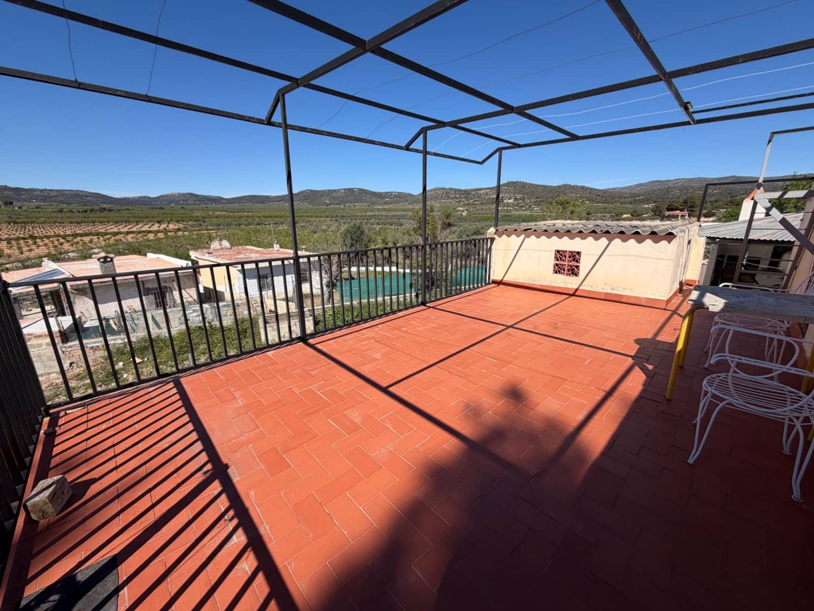 4 soveværelse Villa til salg i Casinos med swimmingpool garage - € 155.000 (Ref: 9686397)