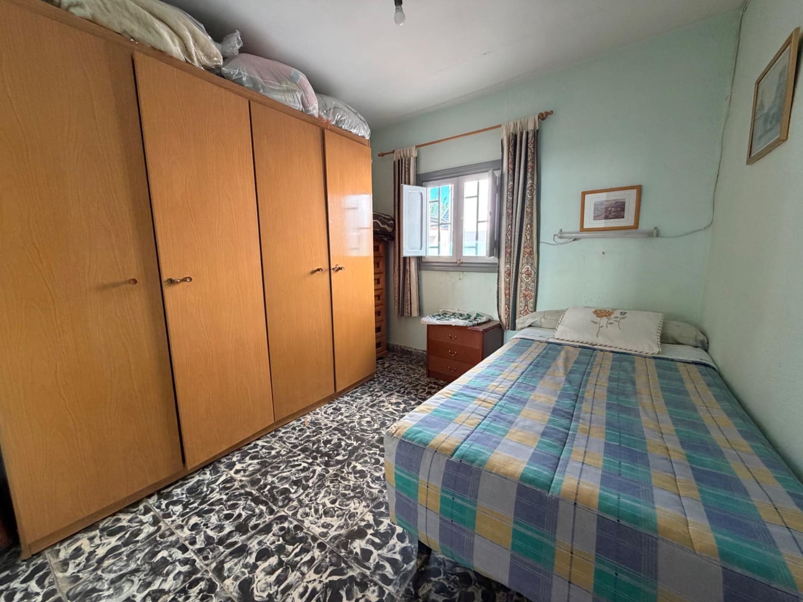 4 soveværelse Villa til salg i Casinos med swimmingpool garage - € 155.000 (Ref: 9686397)