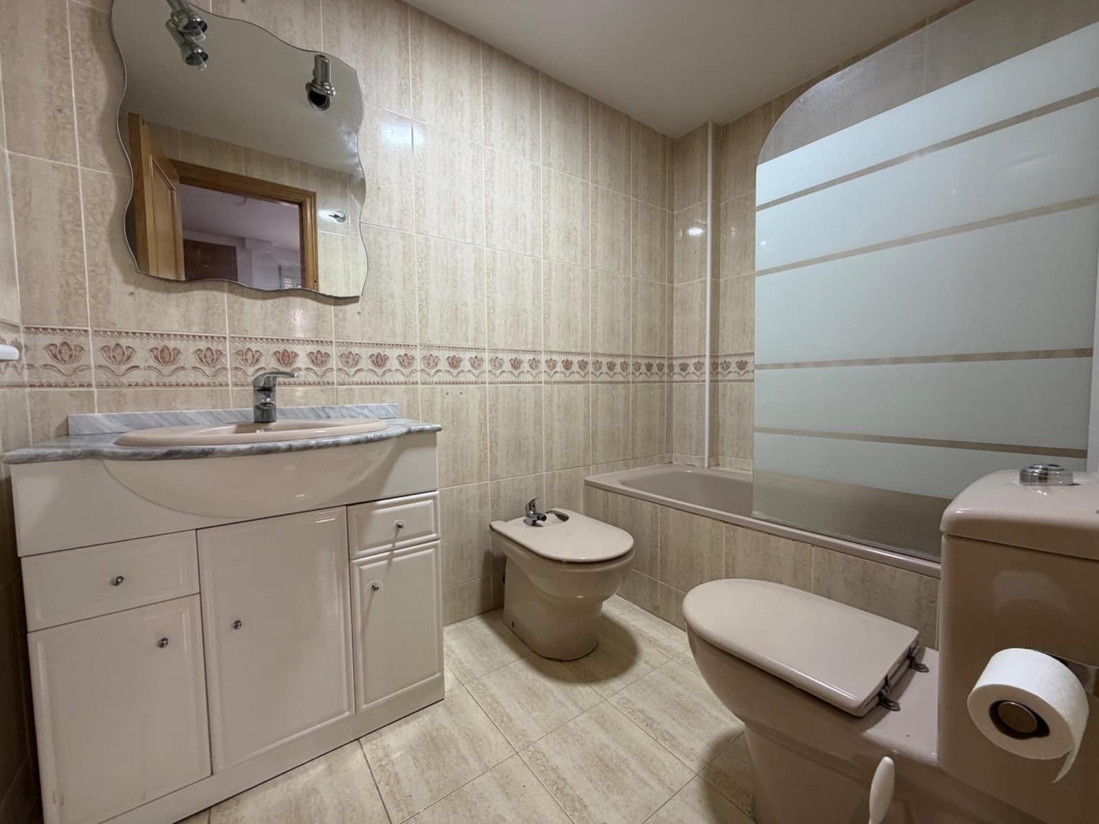 Piso de 3 habitaciones en Llíria en venta con garaje - 195.000 € (Ref: 9711952)