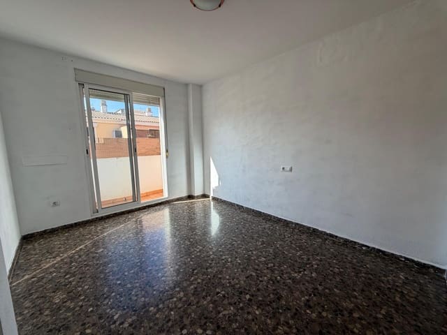 3 Zimmer Wohnung zu verkaufen in Llíria mit Garage - 195.000 € (Ref: 9711952)