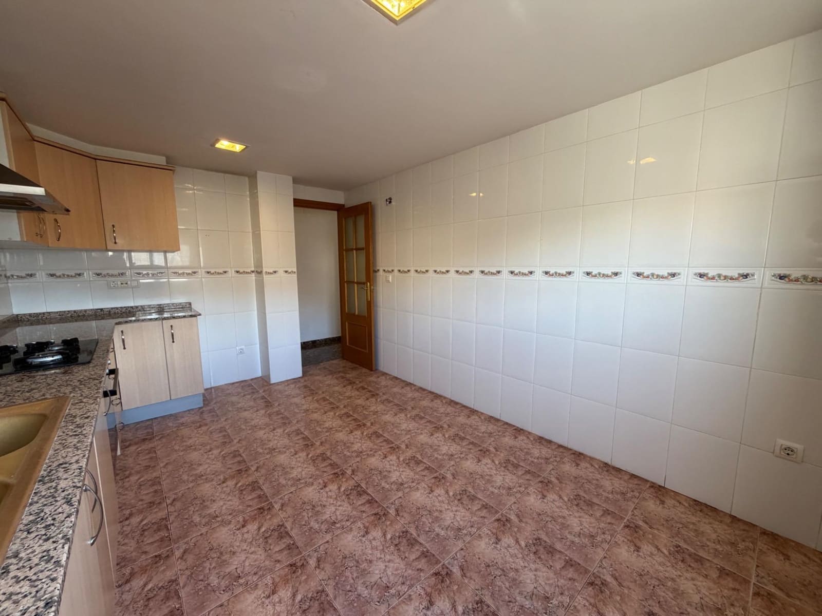 Piso de 3 habitaciones en Llíria en venta con garaje - 195.000 € (Ref: 9711952)