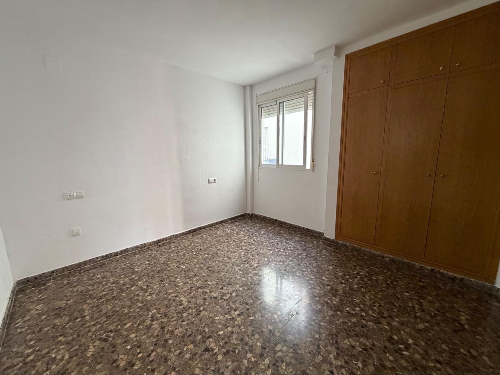 Piso de 3 habitaciones en Llíria en venta con garaje - 195.000 € (Ref: 9711952)