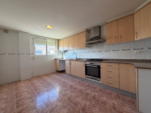 3 Zimmer Wohnung zu verkaufen in Llíria mit Garage - 195.000 € (Ref: 9711952)