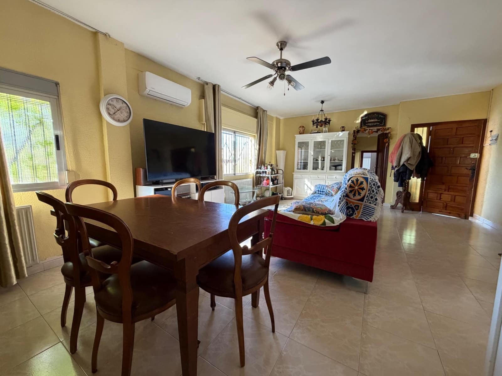 4 chambre Villa/Maison à vendre à Lliria avec piscine garage - 290 000 € (Ref: 9735578)