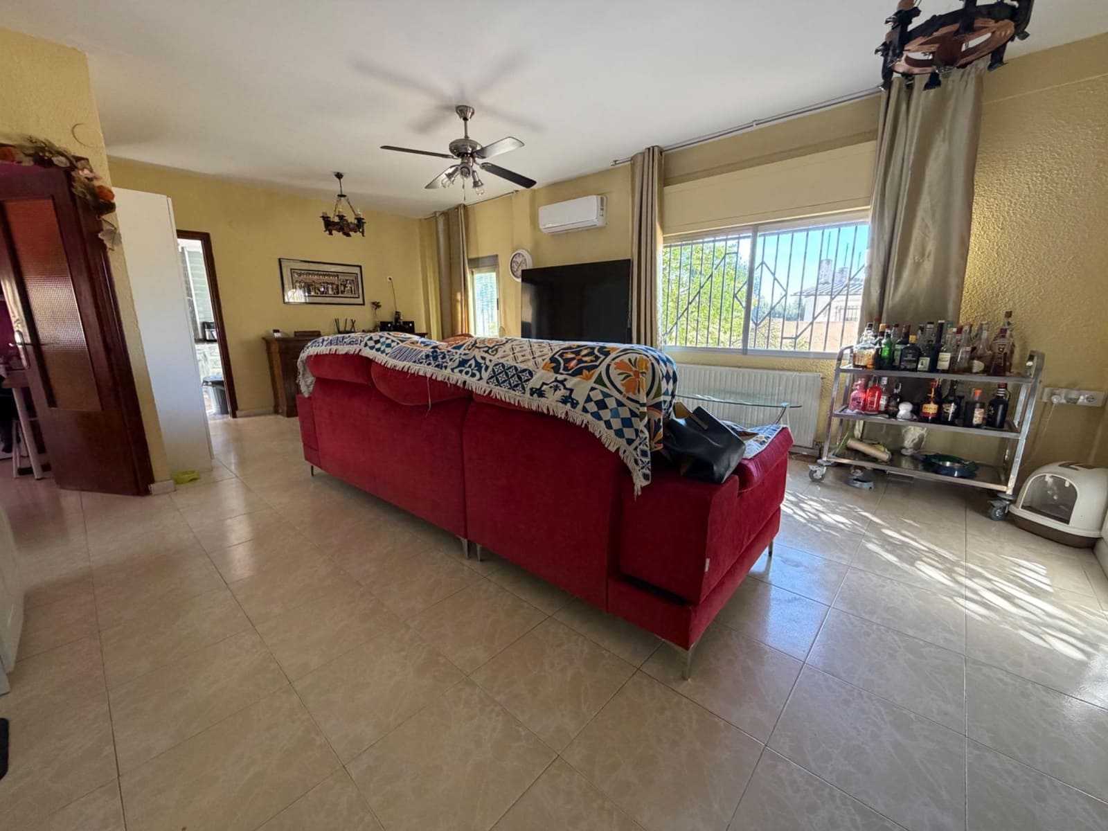 4 chambre Villa/Maison à vendre à Lliria avec piscine garage - 290 000 € (Ref: 9735578)