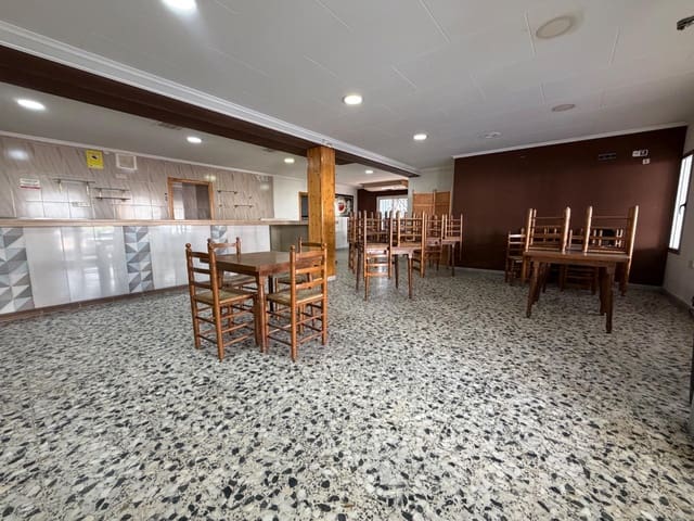 Commerciale in vendita in Domeño - 175.000 € (Rif: 9735579)