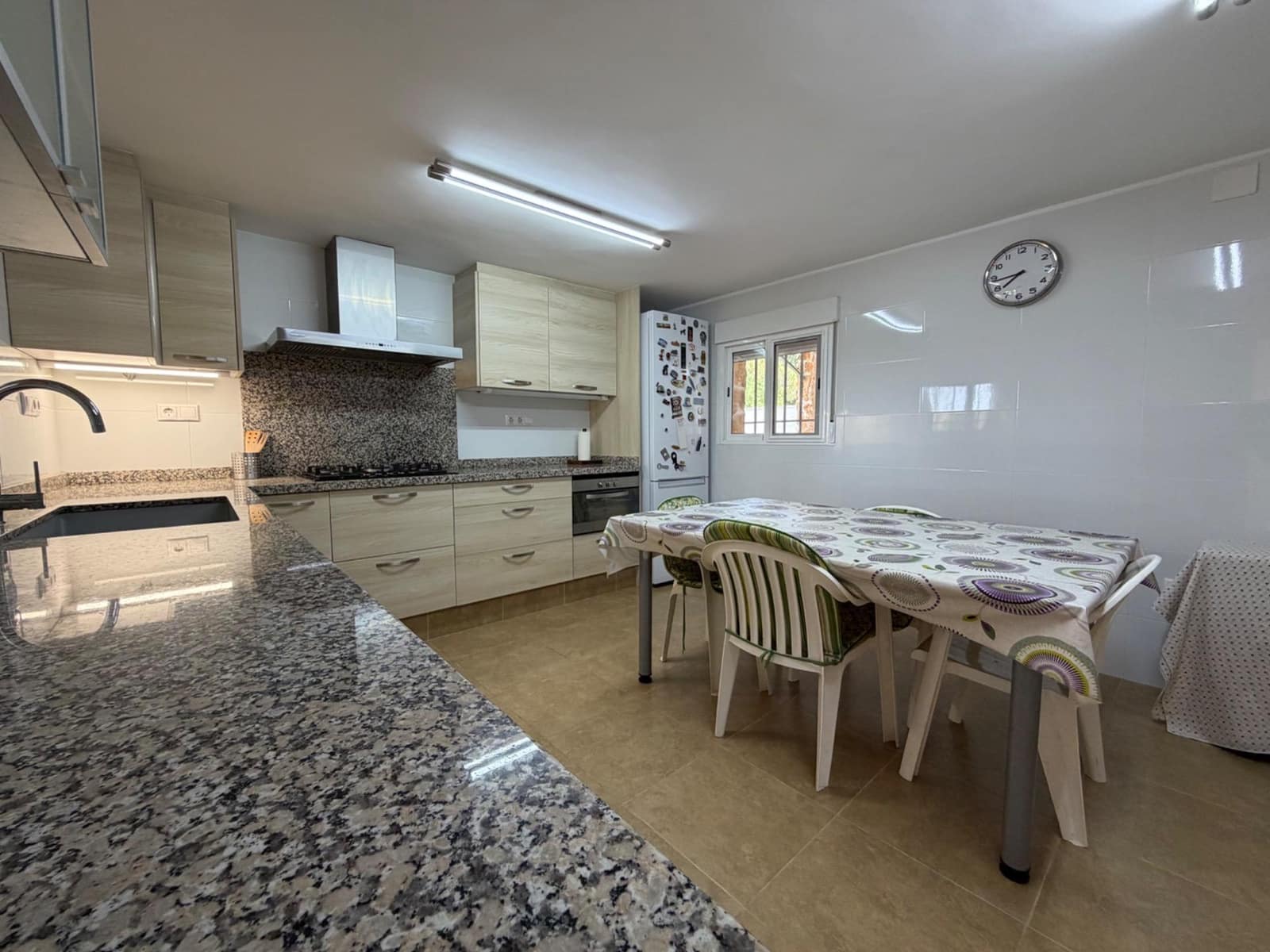 5 makuuhuone Huvila myytävänä paikassa Olocau mukana uima-altaan 
autotalli - 295 000 € (Ref: 9755654)