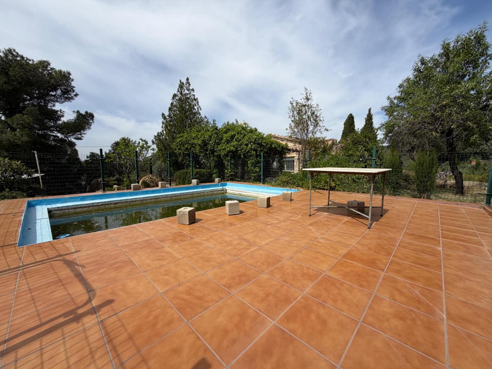 5 makuuhuone Huvila myytävänä paikassa Olocau mukana uima-altaan 
autotalli - 295 000 € (Ref: 9755654)