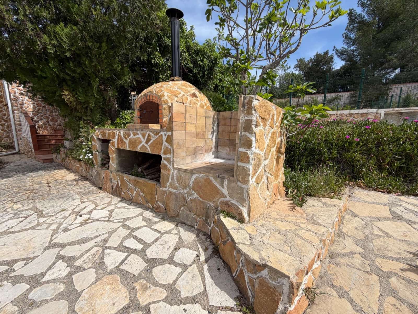 5 makuuhuone Huvila myytävänä paikassa Olocau mukana uima-altaan 
autotalli - 295 000 € (Ref: 9755654)