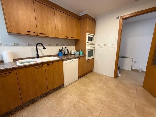 Piso de 3 habitaciones en Benaguasil en venta con garaje - 225.000 € (Ref: 9758950)