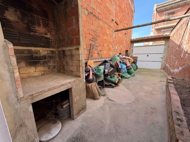 3 sypialnia Dom na sprzedaż w Alcublas - 55 000 € (Ref: 9758951)