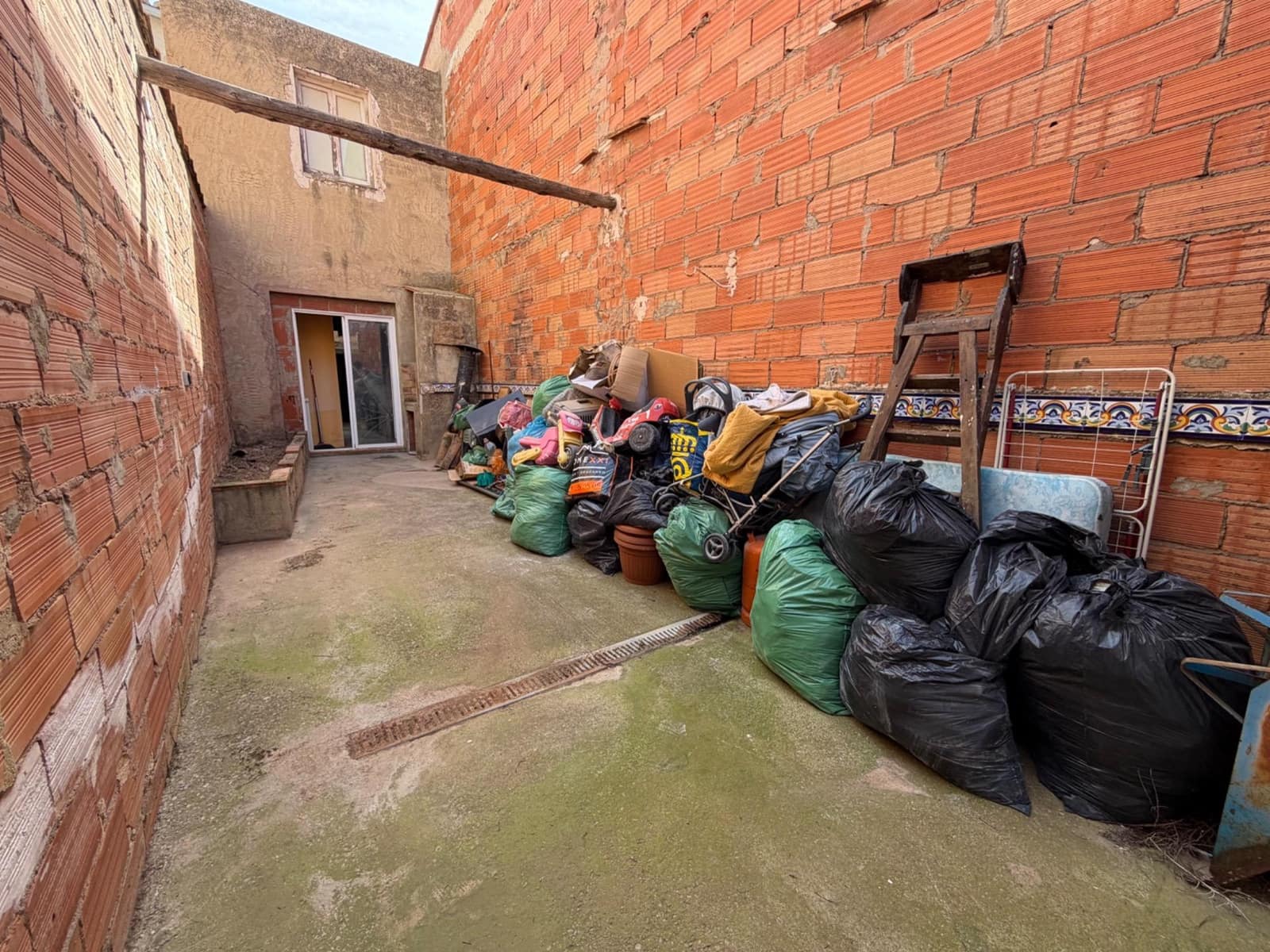 3 sypialnia Dom na sprzedaż w Alcublas - 55 000 € (Ref: 9758951)