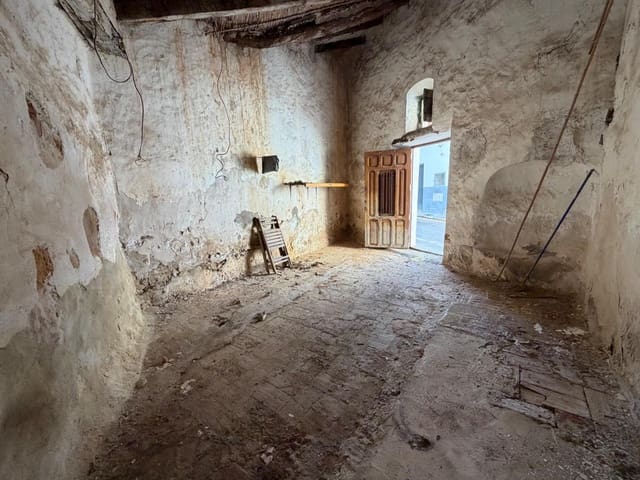 Garaż na sprzedaż w Llíria - 25 000 € (Ref: 9758952)