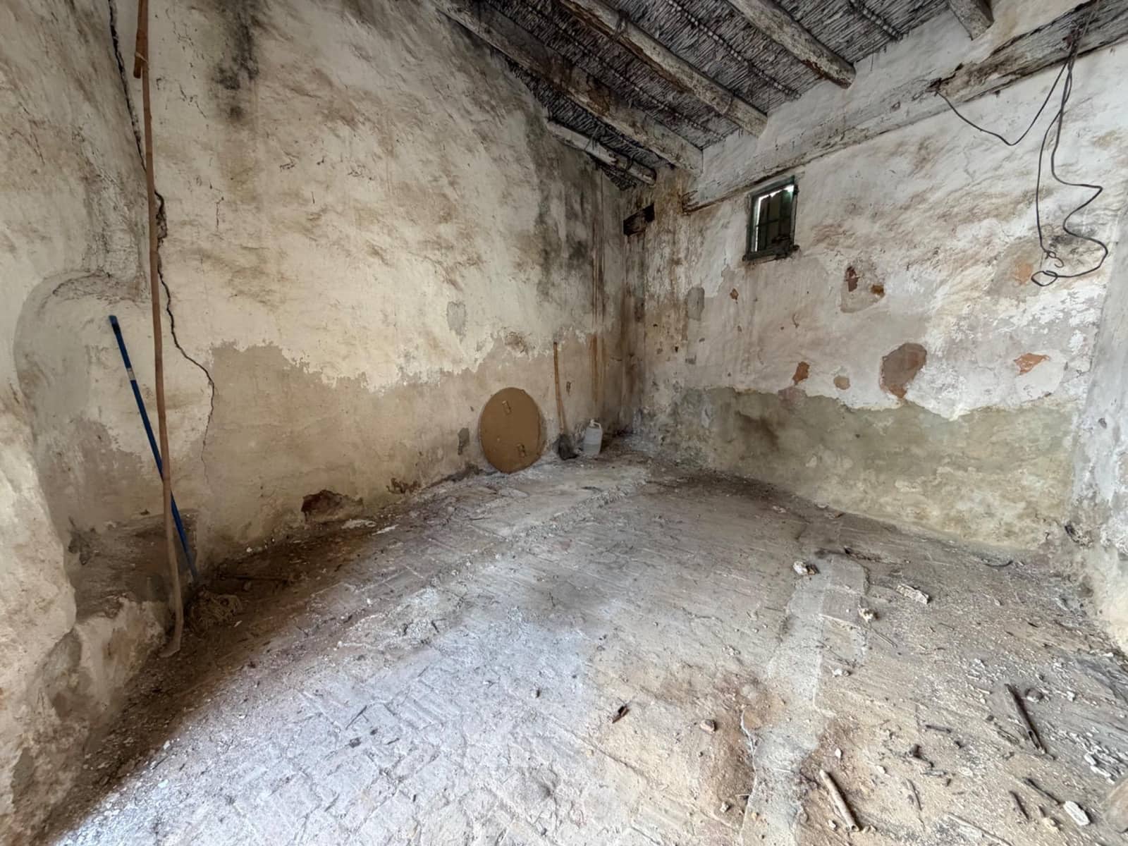 Garage for sale in Lliria - € 25,000 (Ref: 9758952)