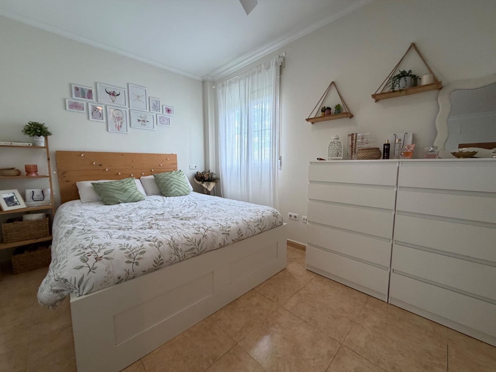 5 soverom Villa til salgs i Lliria med garasje - € 370 000 (Ref: 9773050)