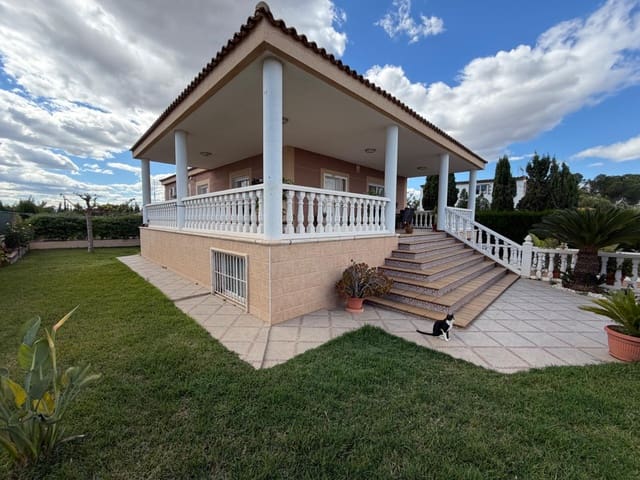 5 soverom Villa til salgs i Llíria med garasje - € 370 000 (Ref: 9773050)