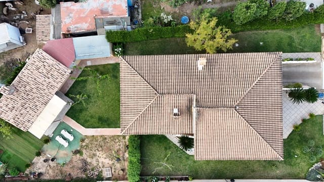 5 soverom Villa til salgs i Llíria med garasje - € 370 000 (Ref: 9773050)