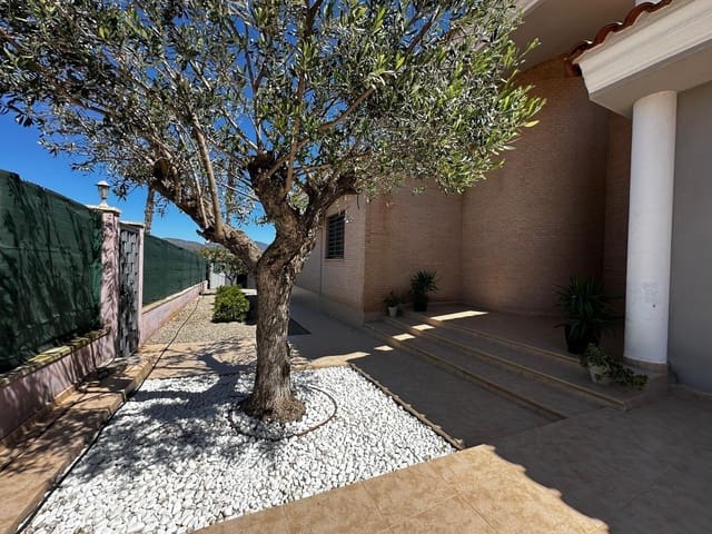 4 slaapkamer Villa te koop in Llíria met zwembad - € 477.000 (Ref: 9773052)