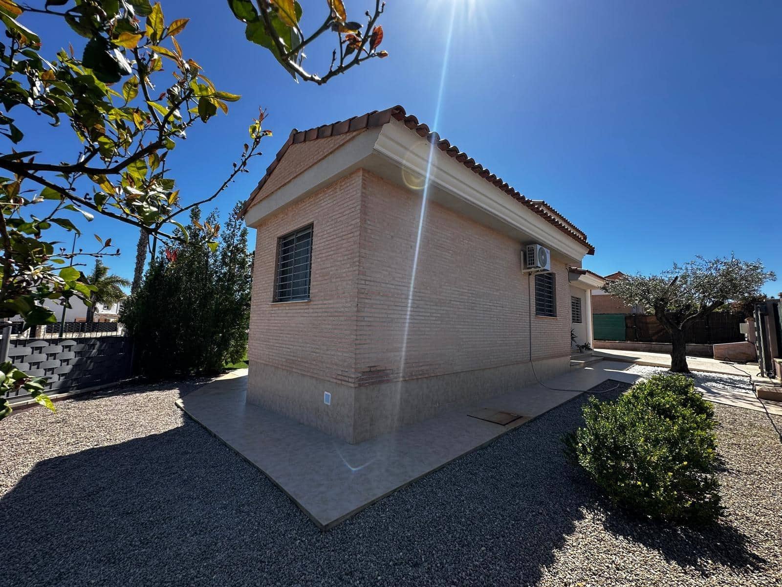 4 sovrum Villa till salu i Lliria med pool - 477 000 € (Ref: 9773052)