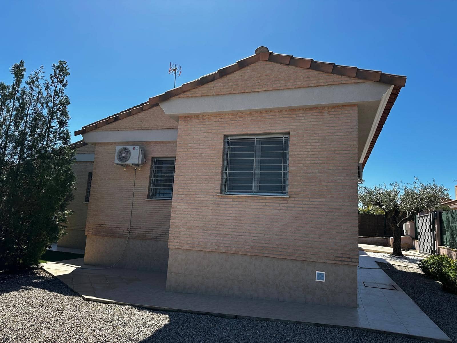 4 sovrum Villa till salu i Lliria med pool - 477 000 € (Ref: 9773052)