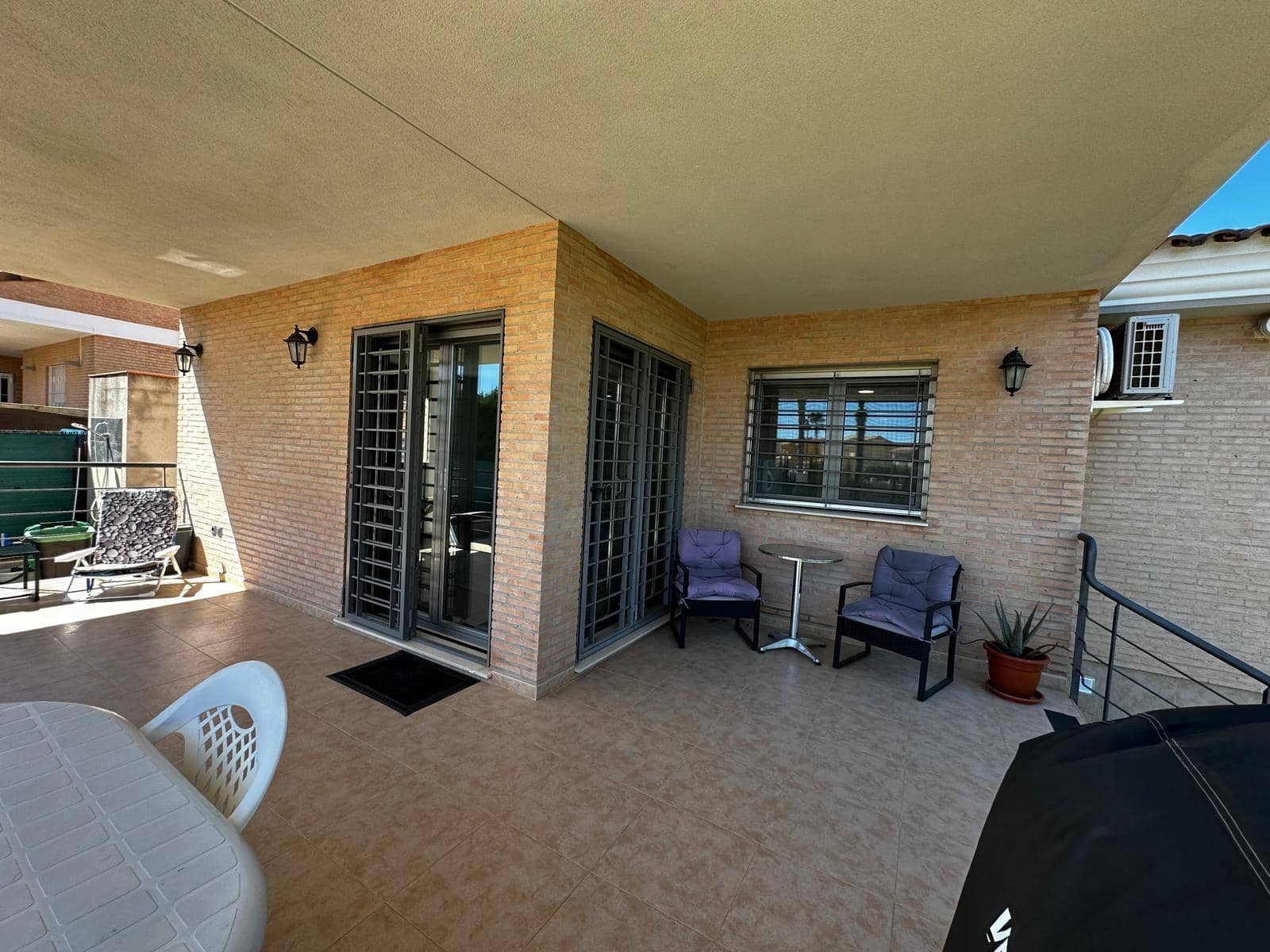 4 sovrum Villa till salu i Lliria med pool - 477 000 € (Ref: 9773052)