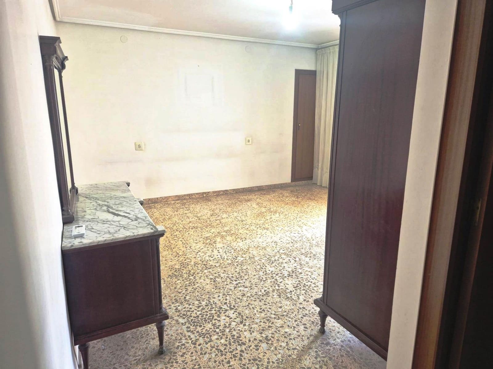 4 sypialnia Mieszkanie na sprzedaż w Lliria - 175 000 € (Ref: 9778104)