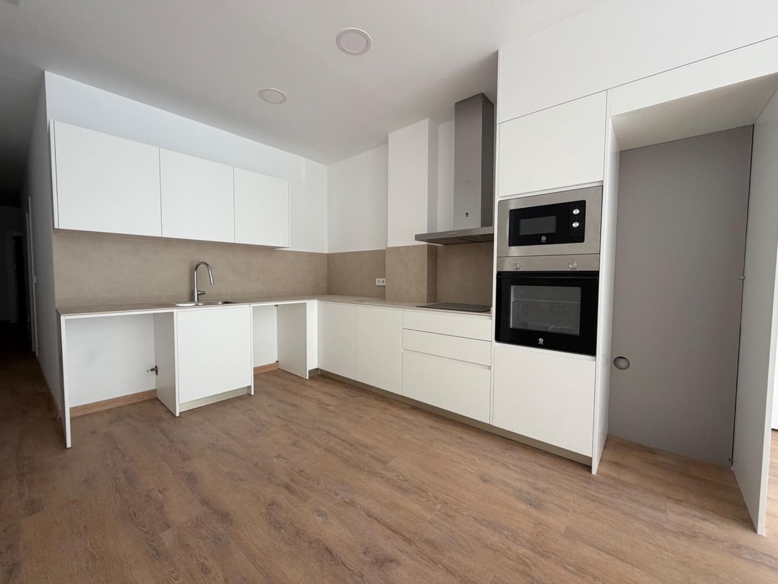 3 soveværelse Lejlighed til leje i L'Eliana med garage - € 1.300 (Ref: 9778105)