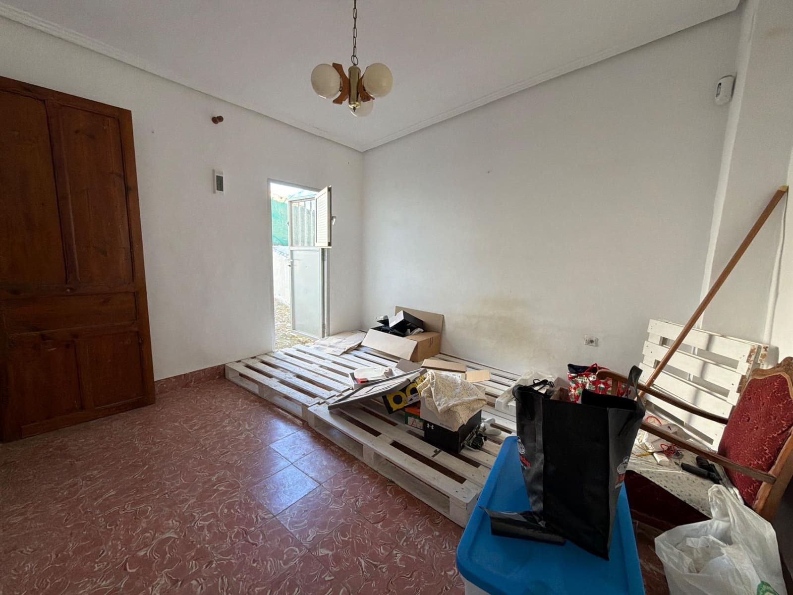 3 soveværelse Byhus til salg i Lliria - € 100.000 (Ref: 9778106)