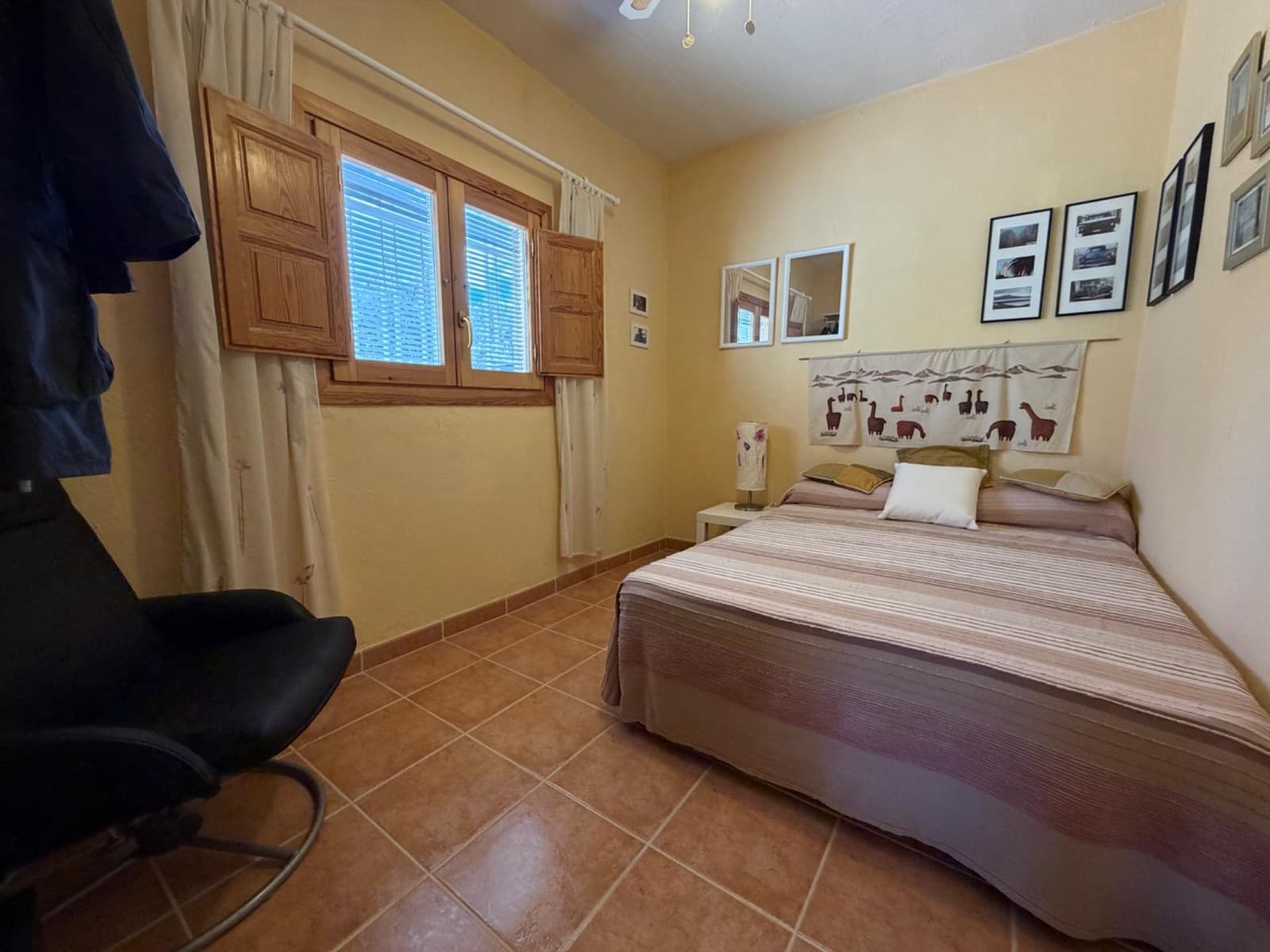 5 makuuhuone Huvila myytävänä paikassa Lliria mukana uima-altaan - 240 000 € (Ref: 9791044)