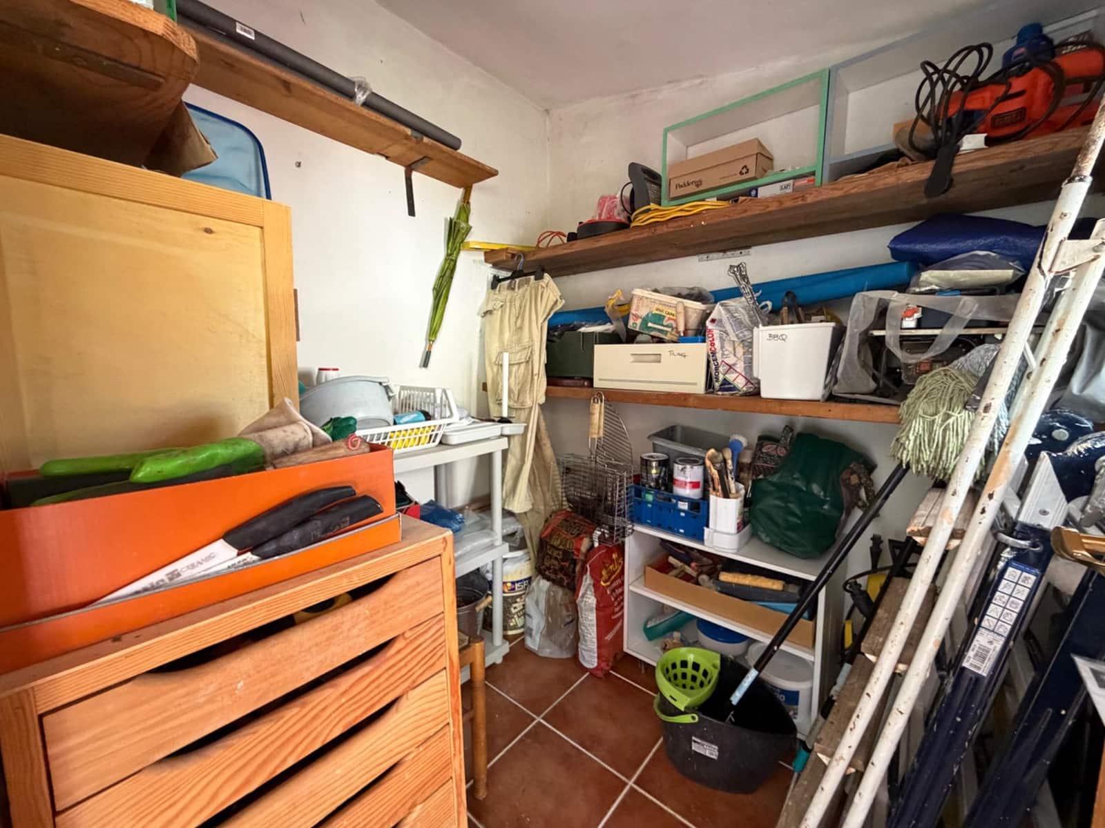 5 makuuhuone Huvila myytävänä paikassa Lliria mukana uima-altaan - 240 000 € (Ref: 9791044)