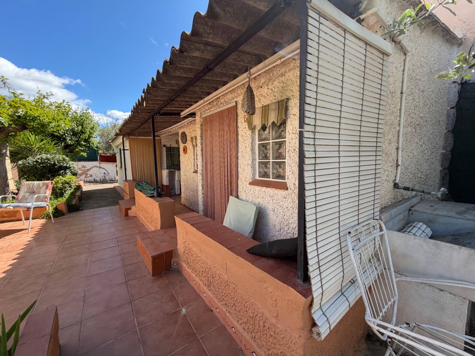 5 makuuhuone Huvila myytävänä paikassa Lliria mukana uima-altaan - 240 000 € (Ref: 9791044)