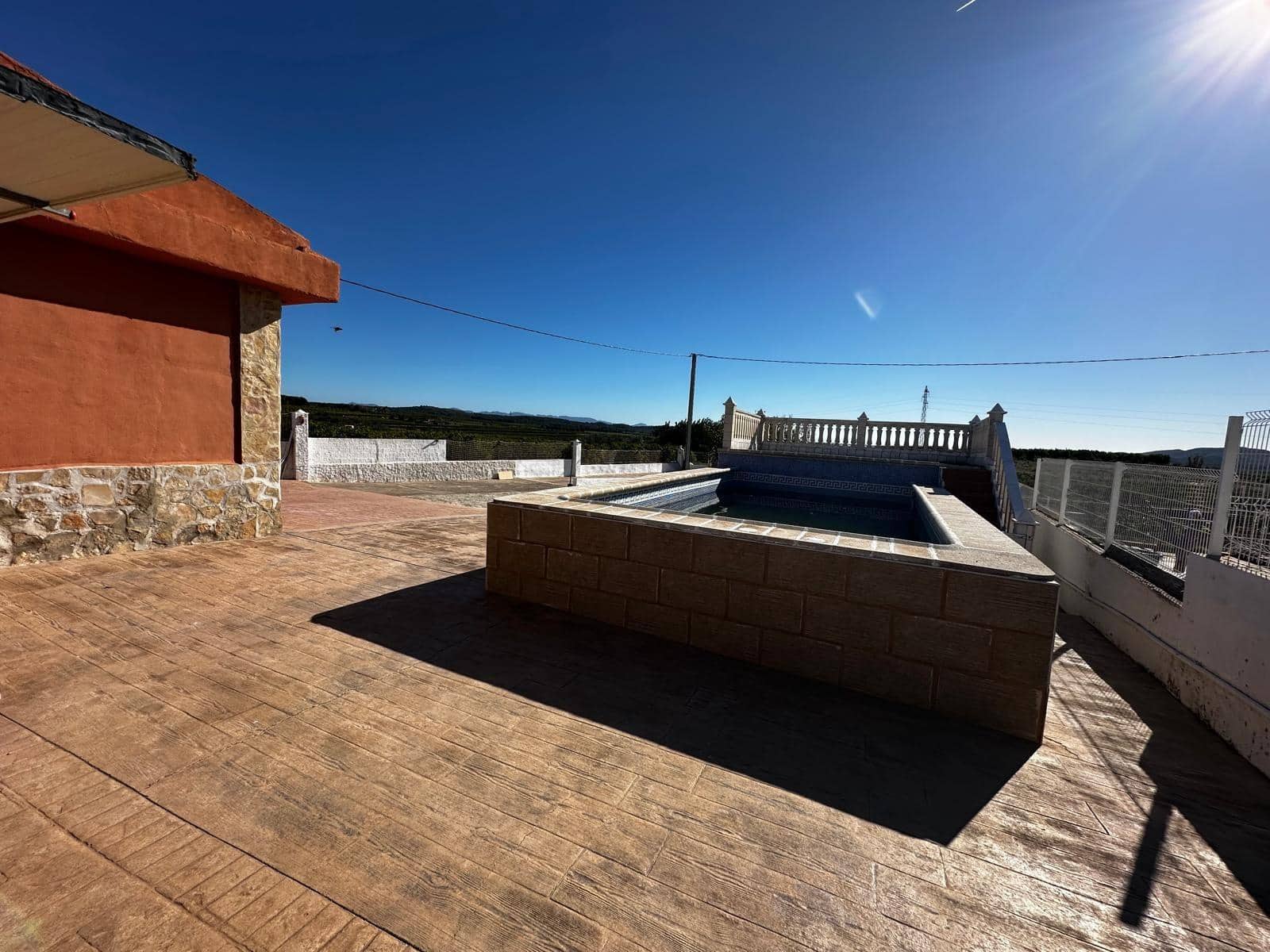 4 makuuhuone Huvila myytävänä paikassa Vilamarxant / Villamarchante mukana uima-altaan - 249 900 € (Ref: 9794607)