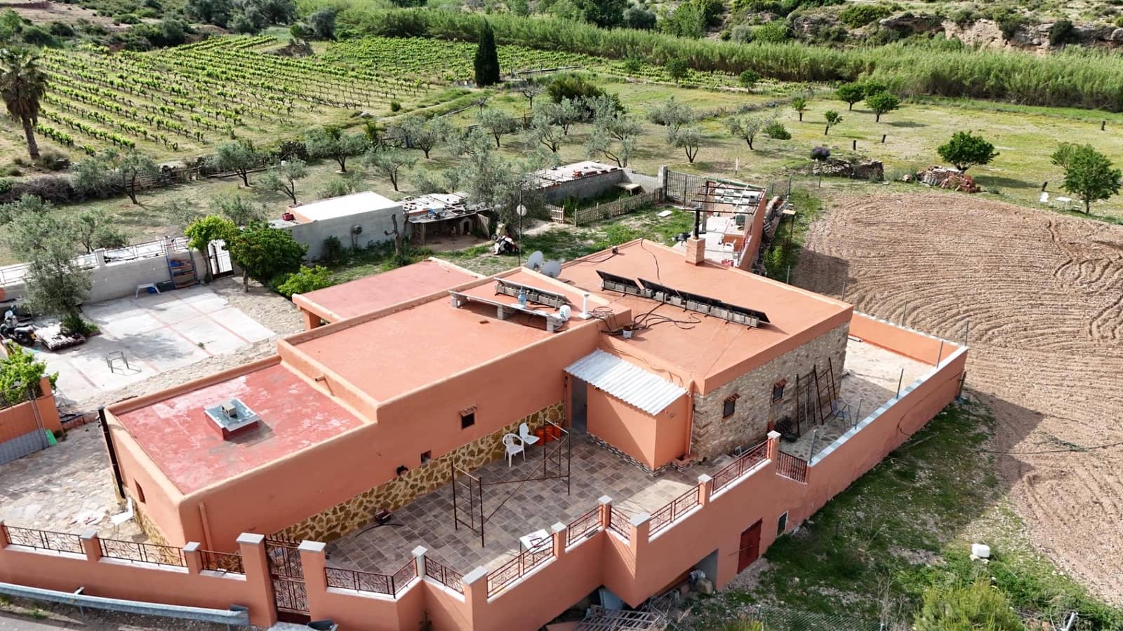 4 camera da letto Villa in vendita in Villar del Arzobispo - 150.000 € (Rif: 9811568)