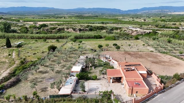 4 camera da letto Villa in vendita in Villar del Arzobispo - 150.000 € (Rif: 9811568)