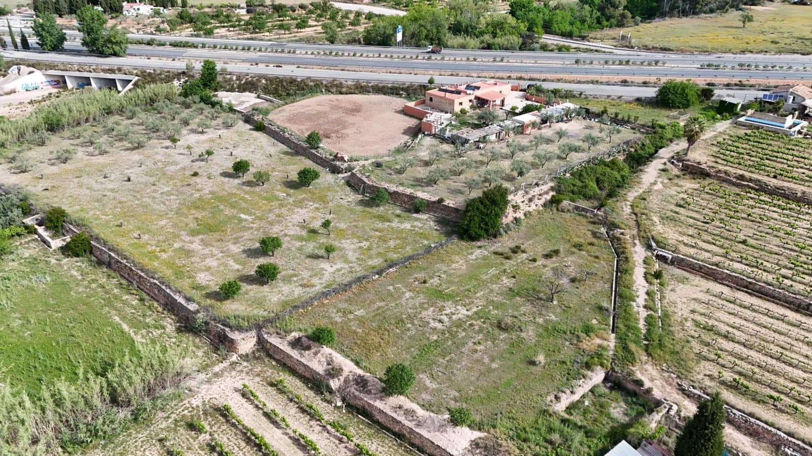 4 camera da letto Villa in vendita in Villar del Arzobispo - 150.000 € (Rif: 9811568)