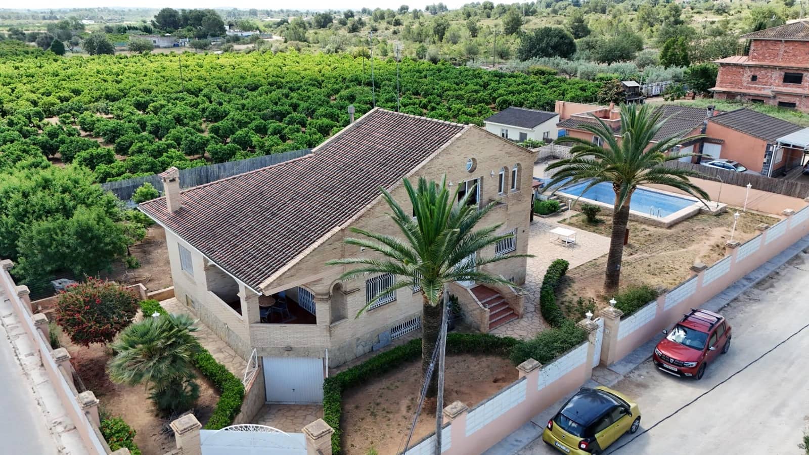 5 Zimmer Villa zu verkaufen in Lliria mit Pool Garage - 470.000 € (Ref: 9820491)