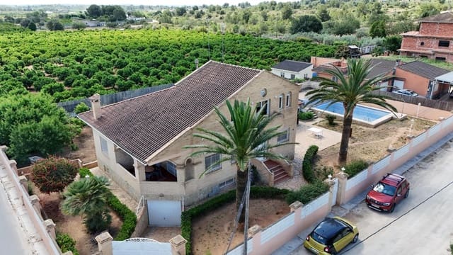 5 Zimmer Villa zu verkaufen in Llíria mit Pool Garage - 470.000 € (Ref: 9820491)