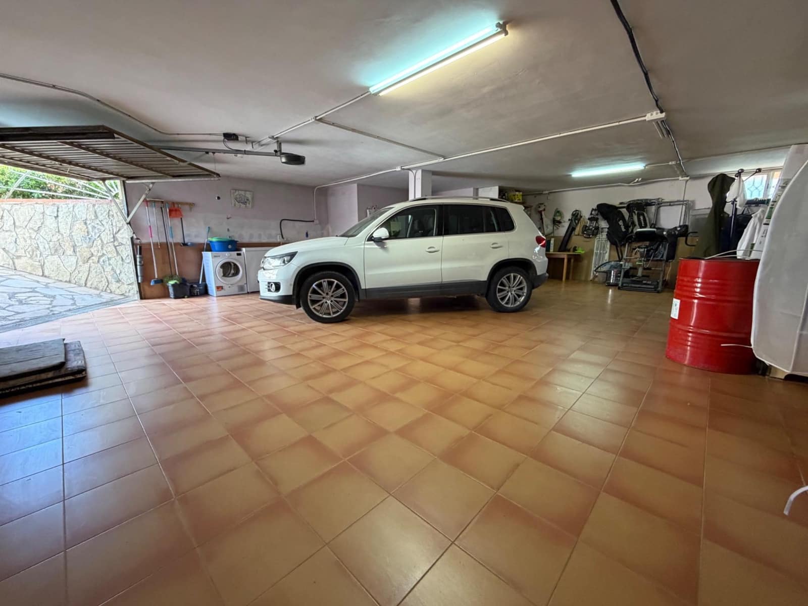 5 Zimmer Villa zu verkaufen in Lliria mit Pool Garage - 470.000 € (Ref: 9820491)
