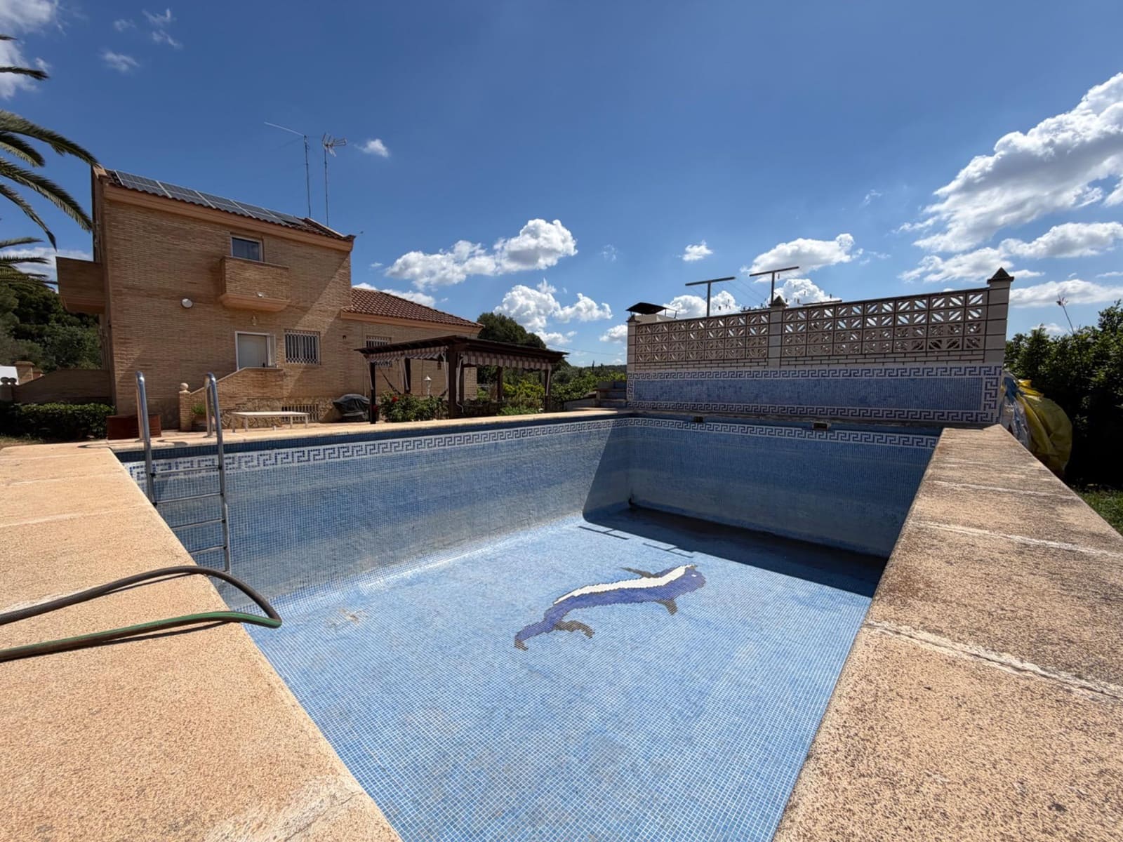 5 Zimmer Villa zu verkaufen in Lliria mit Pool Garage - 470.000 € (Ref: 9820491)