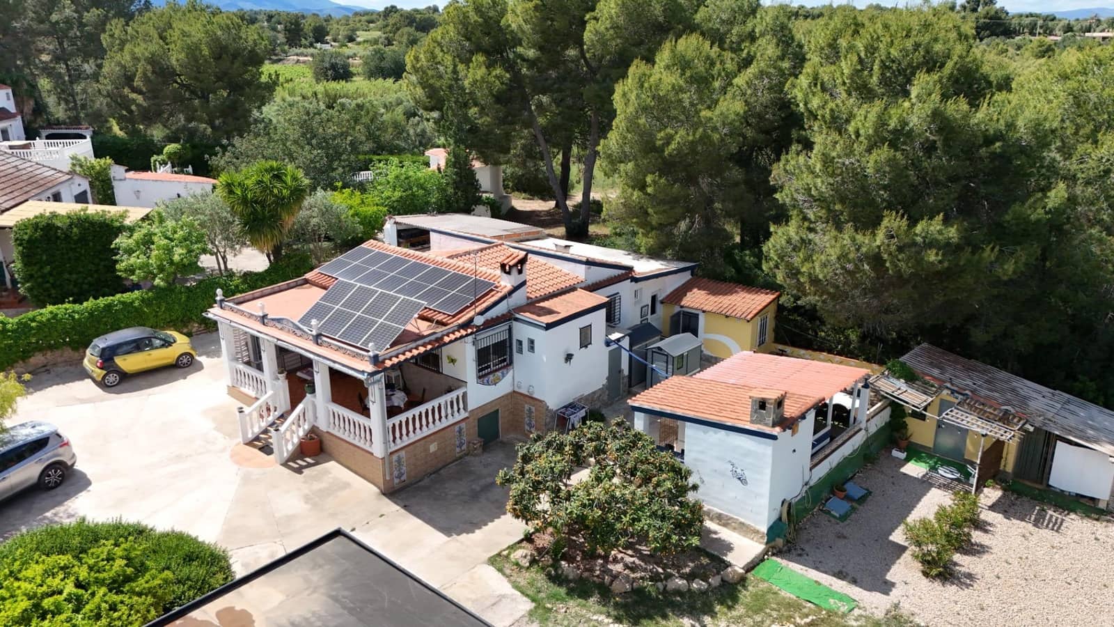 6 bedroom Villa for sale in Vilamarxant / Villamarchante with pool - € 289,000 (Ref: 9820492)