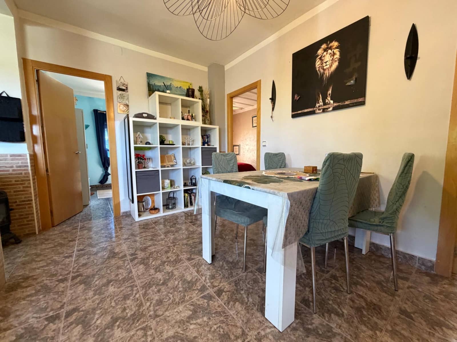 6 bedroom Villa for sale in Vilamarxant / Villamarchante with pool - € 289,000 (Ref: 9820492)