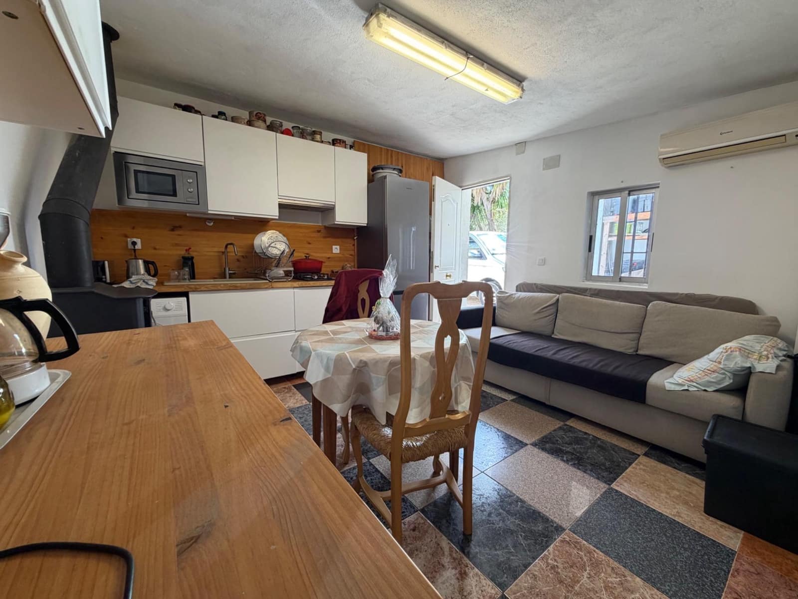 6 bedroom Villa for sale in Vilamarxant / Villamarchante with pool - € 289,000 (Ref: 9820492)