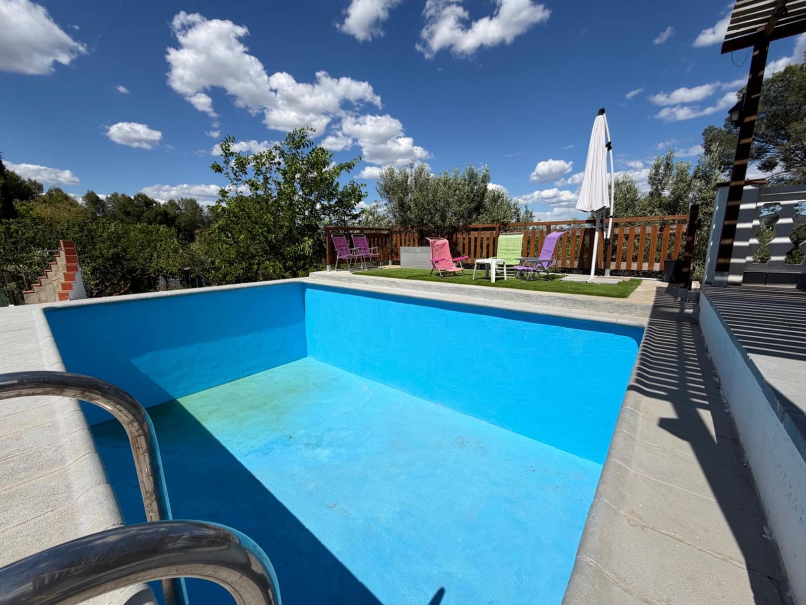 6 bedroom Villa for sale in Vilamarxant / Villamarchante with pool - € 289,000 (Ref: 9820492)